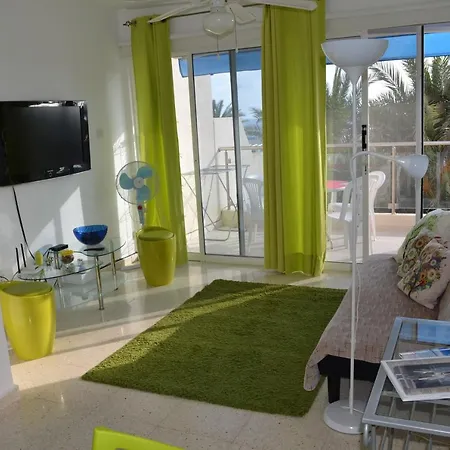 Coral Bay Village Apartament Peyia