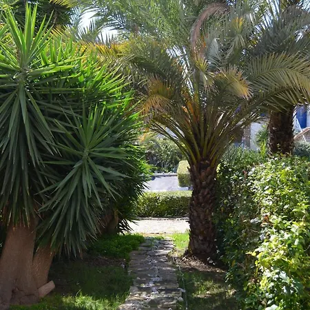 Coral Bay Village * Peyia
