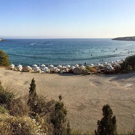 Coral Bay Village *
